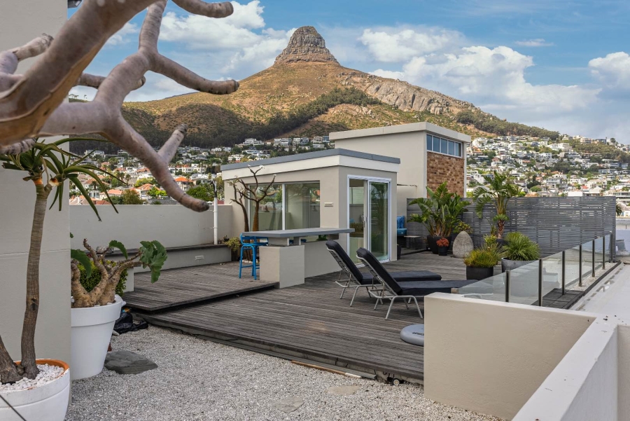 To Let 2 Bedroom Property for Rent in Fresnaye Western Cape